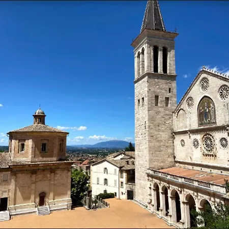 Rentopolis Palazzo Bufalini Appartement Spolète